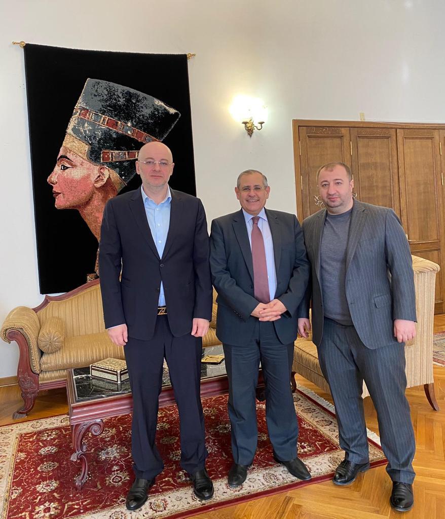 Meeting attendees (left to right): NNIAT founder Ruslan Tokaev, Ambassador of Egypt to Russia Ihab Nasr, deputy of the State Duma Rasul Botashev